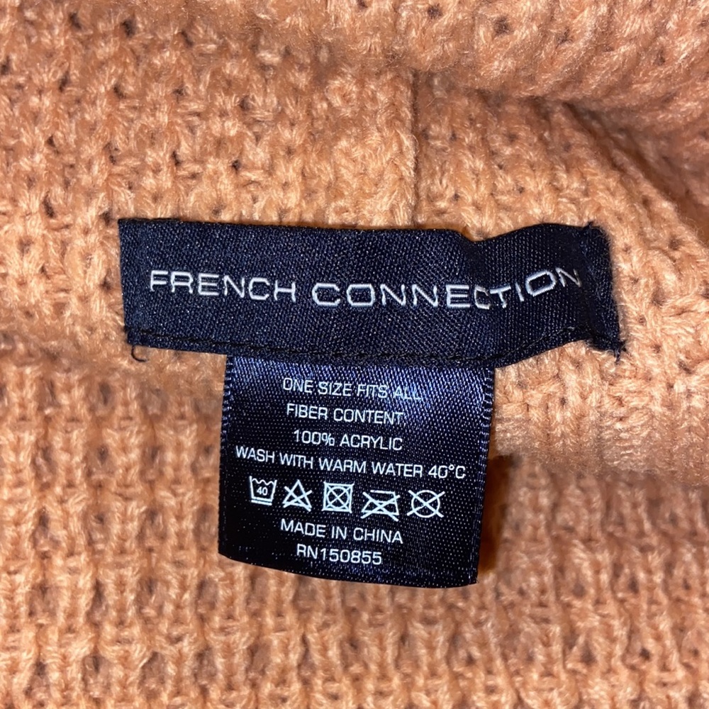 NWT French Connection Hat & Scarf Set DUPNK color - Picture 3 of 4